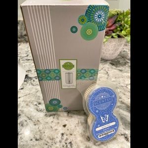 Scentsy Go Solid and a 2 pack of Scentsy “jammy time” pods